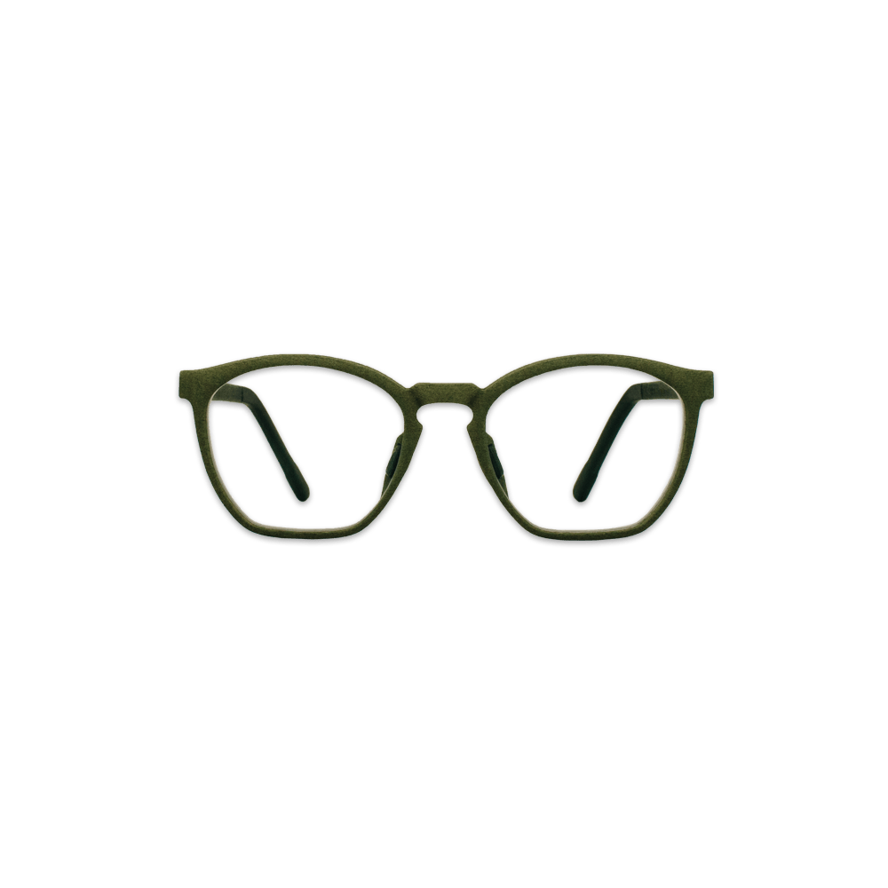 Toni - Smoky Olive Try On